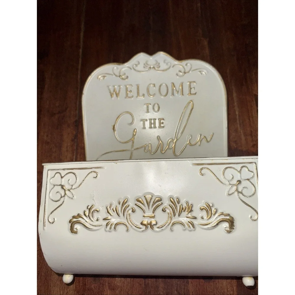 Vintage Garden Wall Flowerpot Farmhouse Style Pot‎ Flower Plantar Metal Embossed